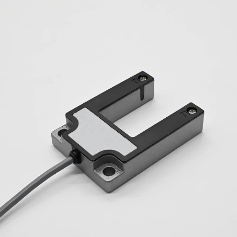 

Совершенно новый оригинальный фотоэлектрический переключатель PR18S-TM10DPC PR18S-TM10DPR PU30-TDNB PU30-TDPB PR12-BC15DPO-E2 PR12-BC15DNO-E2