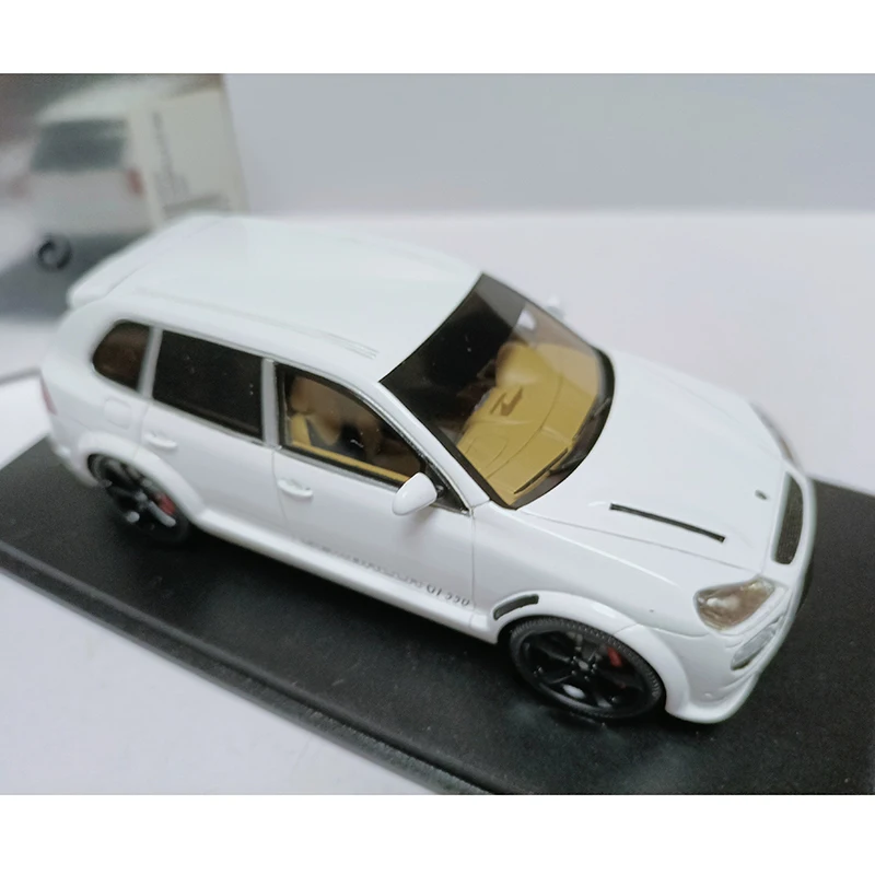 

Spark 1:43 Resin GEMBALLA GT550 2007 Modified Car Model Classics Adult Souvenir Gift Static Display