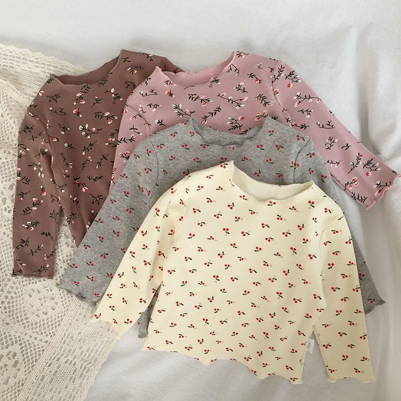 

Girls spring and autumn long-sleeved leggings cotton Korean baby small floral top foreign style baby child inside a T-shirt