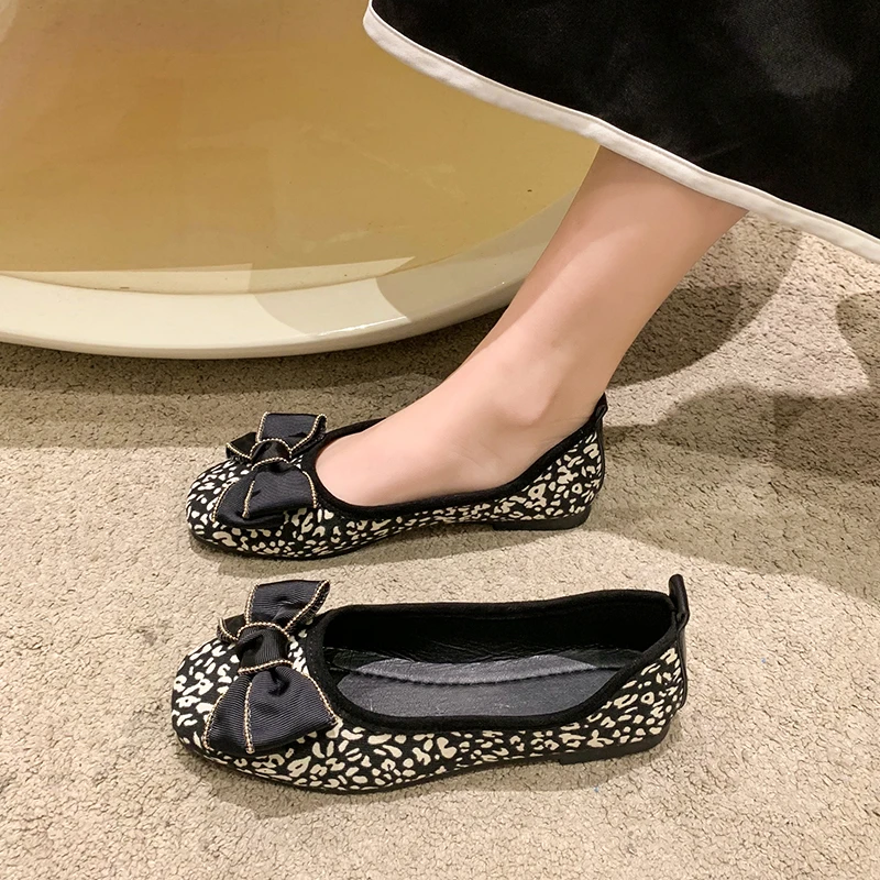 Bow Leopard Shallow Mouth Slip Womens Dress Casual Shoes Soft Leather Dress Flat Shoes Single Shoes