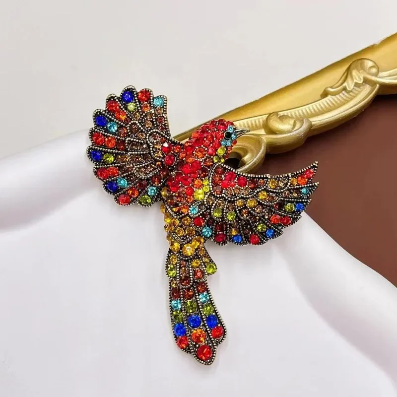 1 Baroque Luxury Bird Ladies Brooch，Suit Coat Clothing Accessories，Party Holiday Banquet Wear Gift Pins，Sober and Graceful