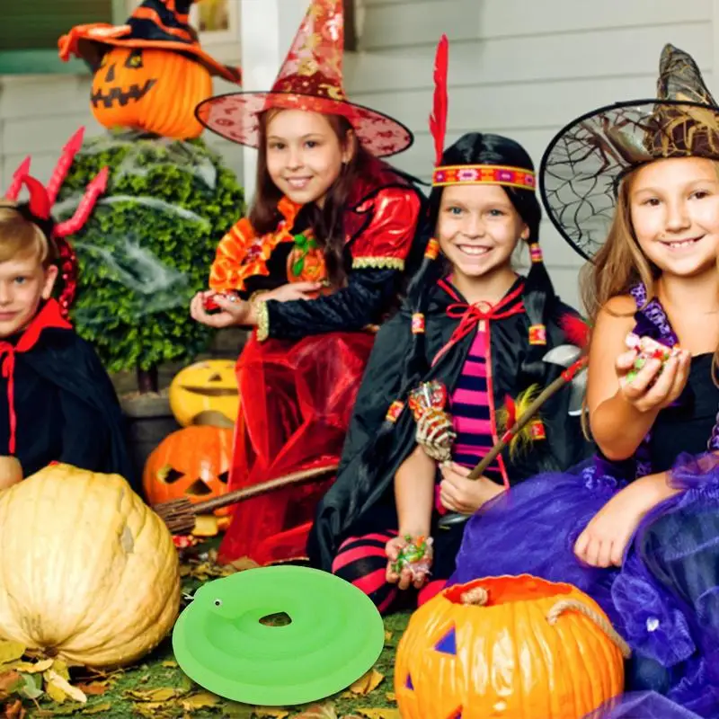 Węże zabawkowe, które wyglądają na naprawdę giętego węża 31.5 Cal figlarne zabawki wewnątrz i na zewnątrz na Halloween April foodsday Gags i