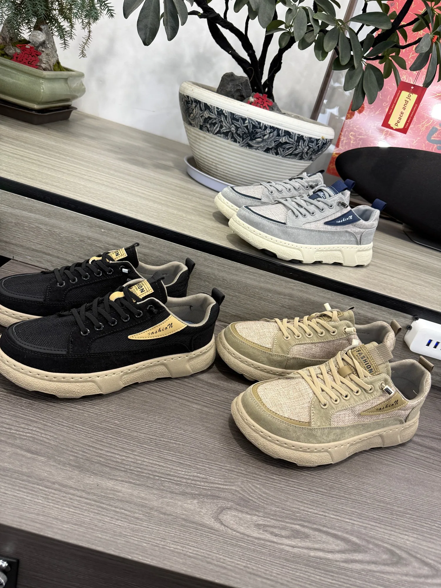 Men's Cotton Linen Slip-On Casual Walking Shoes Breathable Lightweight Soft Bottom Versatile Spring Summer Flat Head Thick Heel