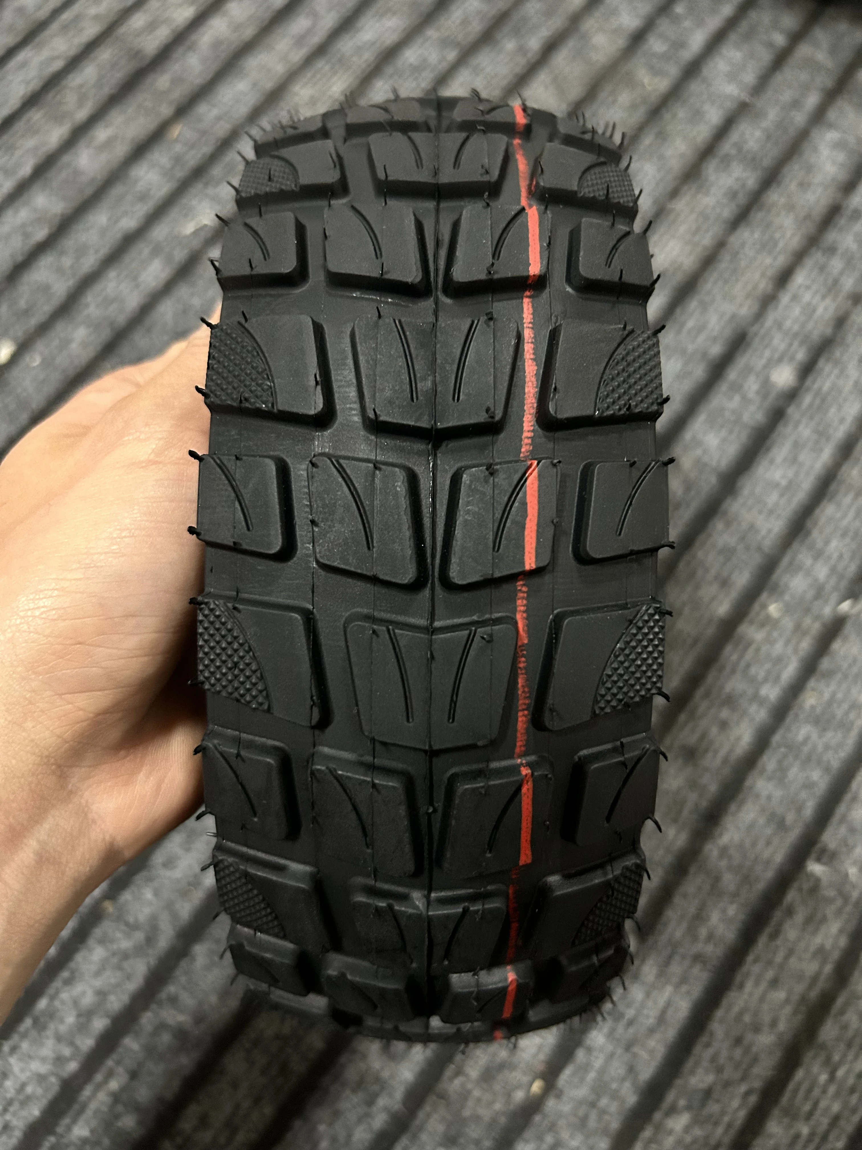 10 Inch Outer Tyre Replacement 10x2.75-6.5 Tubeless Off-Road Tire Wear-Resistant for Dualtron 3 Speedway 5 Electric Scooter