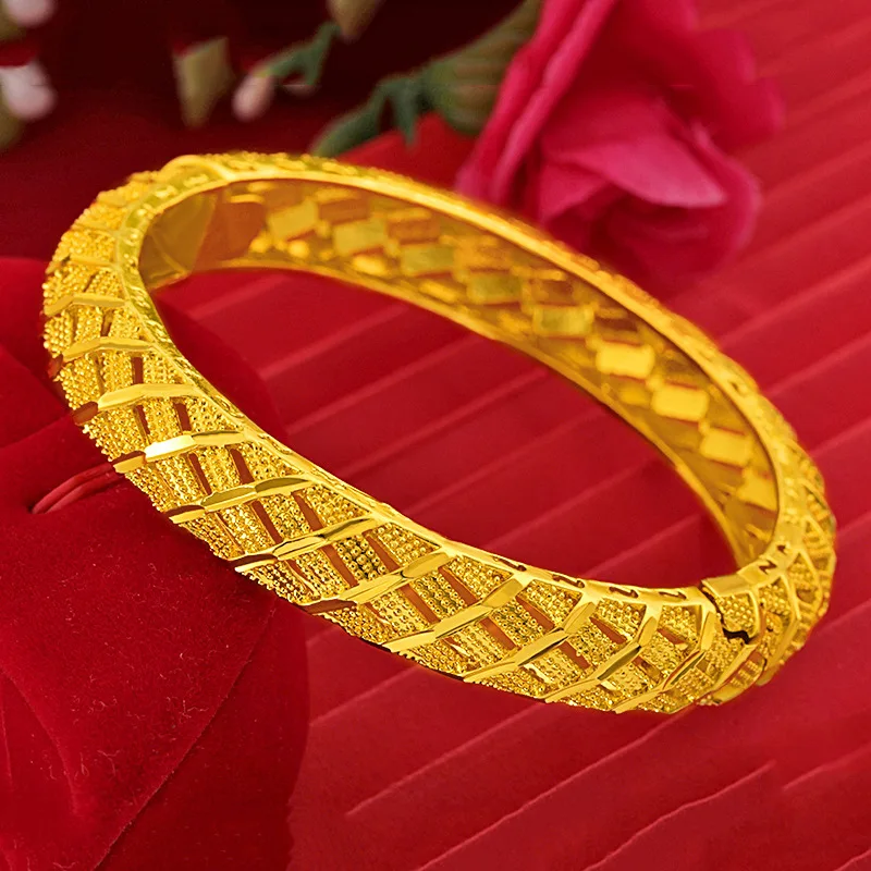 

Chinese Elegance Hollow Carved Bracelet For Women 24K Gold AU999 | Full of ancient charm, outstanding temperament