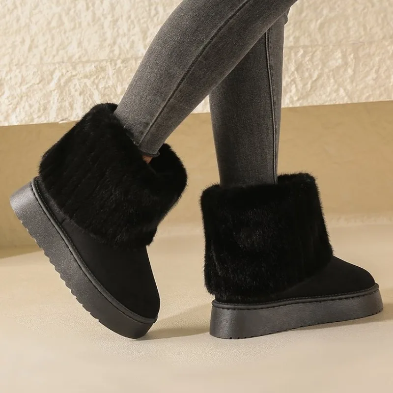 Designer Donna Inverno Peluche Calore Stivali da neve Pelle scamosciata Suola spessa Slip On Stivali Comodi stivali piatti antiscivolo Botas De Mujer