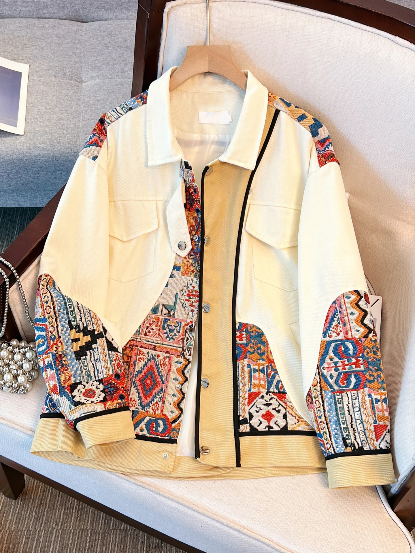 

Vintage Splicing Jacket Women Spring Autumn New Chinese Style Embroidery Pockets Coats Fashion Single Breasted Lapel Tops