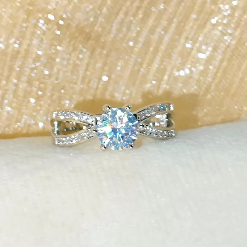 925 Sterling Silver Six-claw Moissanite Zircon Ring Cross Design Simple and Elegant Wedding Jewelry