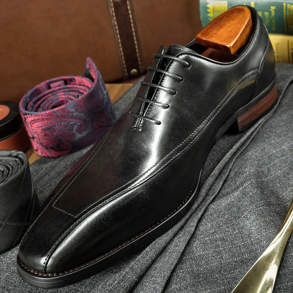 Italian Mens Oxfords Dress Bus - огляд і ціна Men Formal Wear Sale