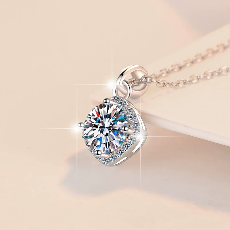 

ZFSILVER Fashion Trendy Classic 925 Silver 1ct Moissanite Square Necklace For Charms Women Accessories Party Jewelry Gift HK0094