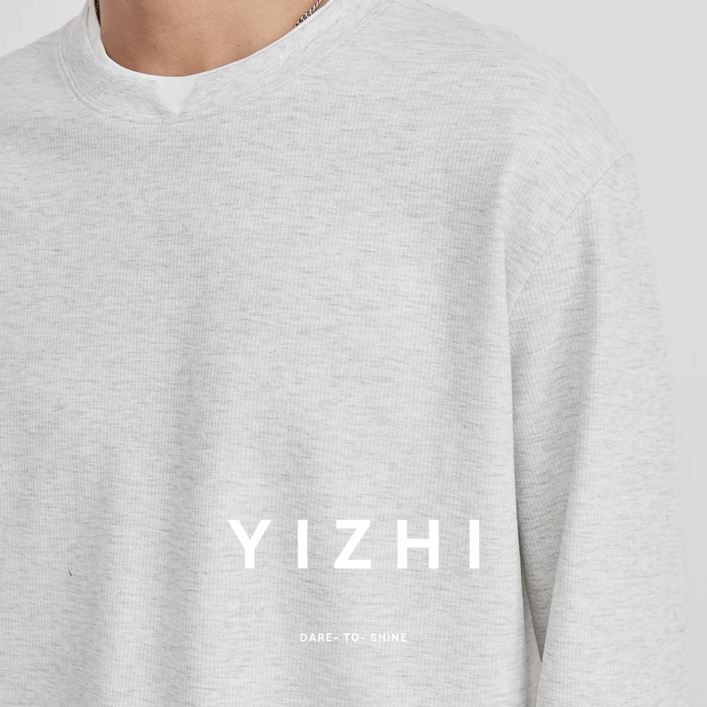 

Men's 2026 Spring New Minimalist Small V-neck Long-sleeved T-shirt Loose Comfortable And Textured Bottoming Top