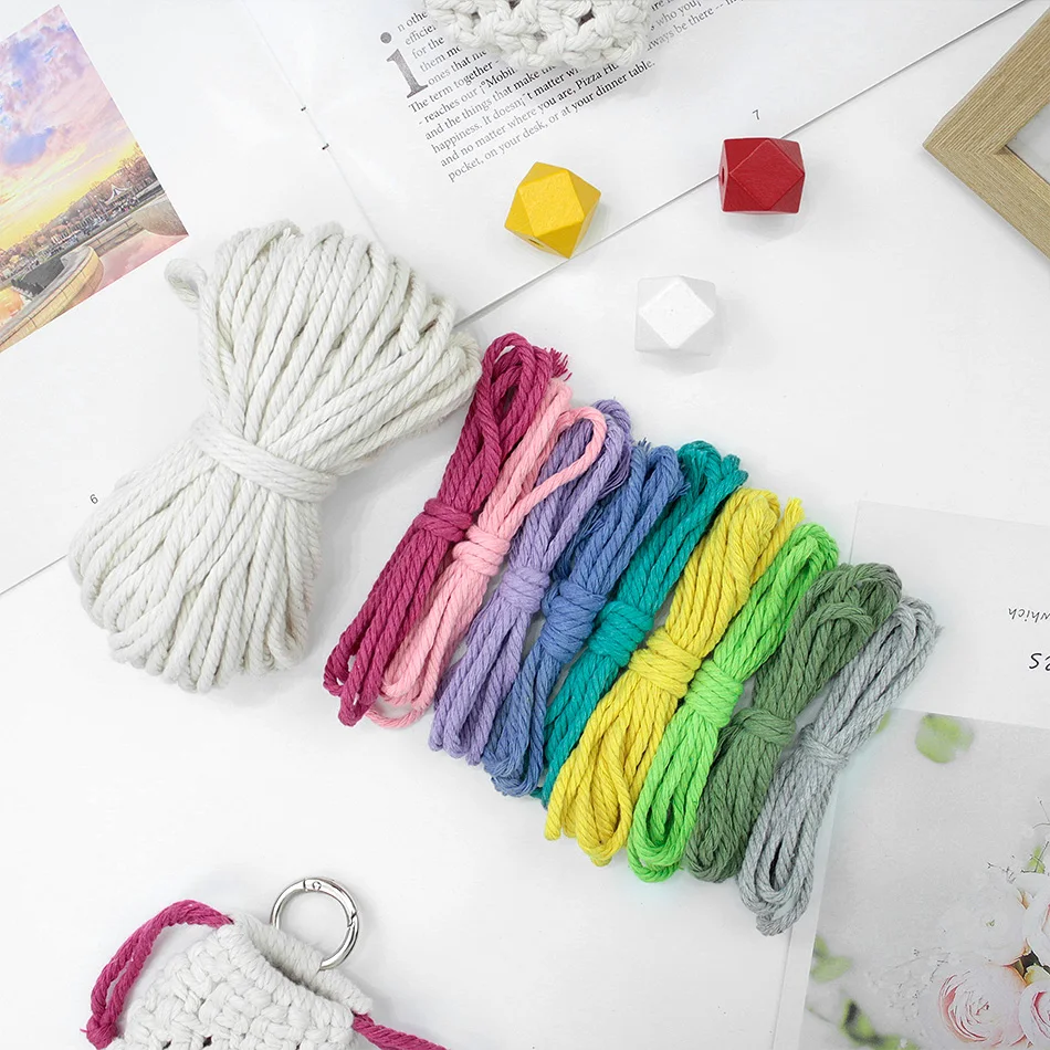 Boho Daisy Earphone Storage Bag Macrame DIY Kit Polyester Handmade Woven Pouch Multicolor Portable Key Ring Craft Set for DIY view 3