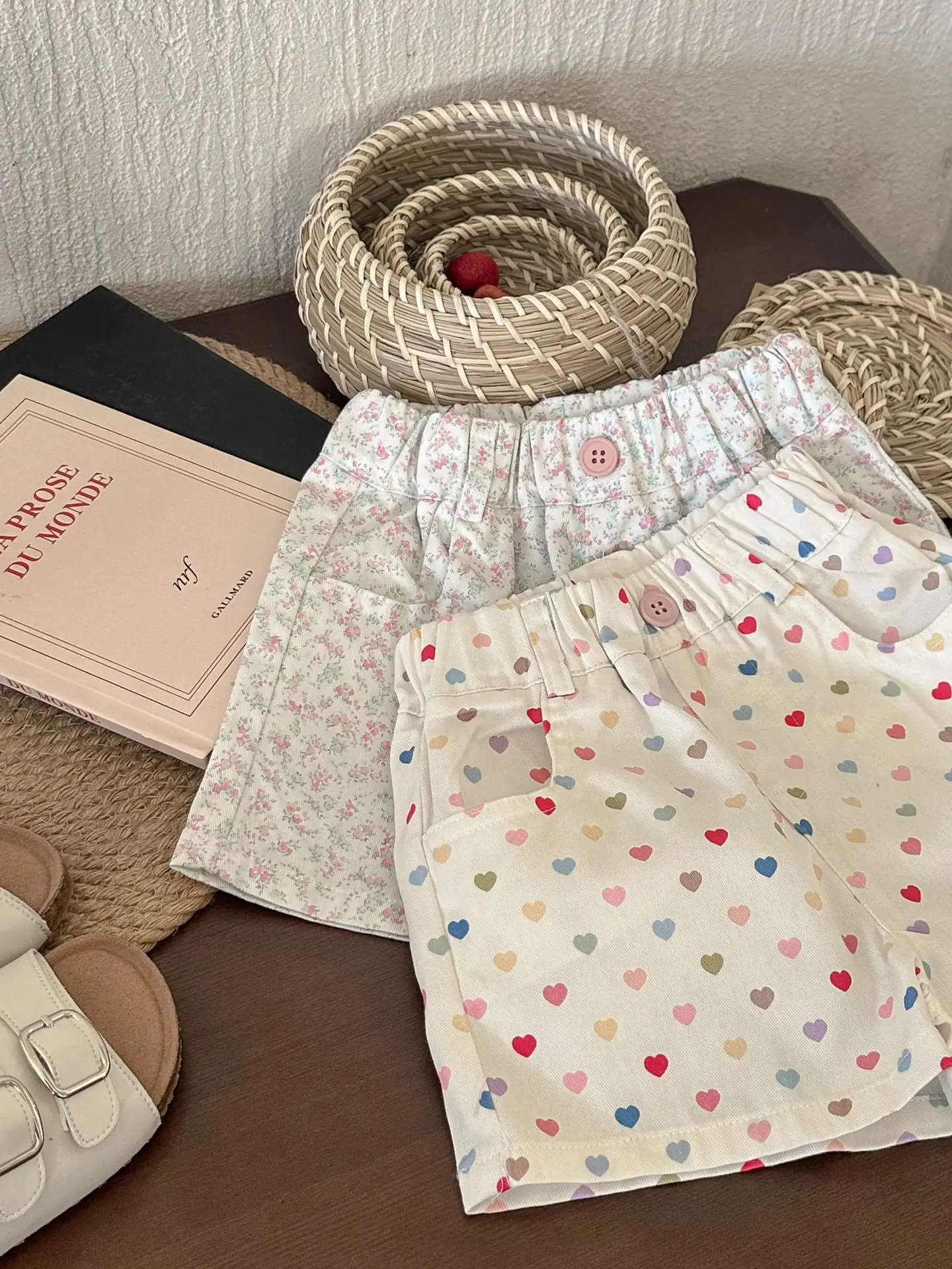 Girls' printed shorts 2025 summer new children's Korean version ins love cotton pants for girls baby floral pants trend