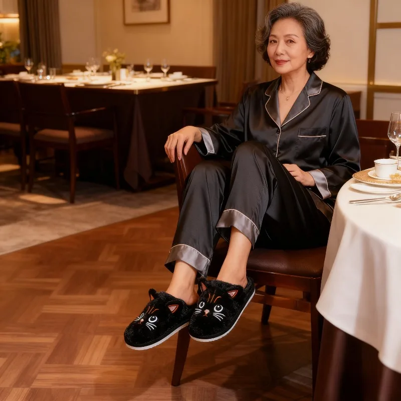 

Trends Popular Simple Comfortable Soft Warm Mop Warm Indoor Home Fluffy Slippers Christmas Velvet Bag Head Open Toe Non-slip