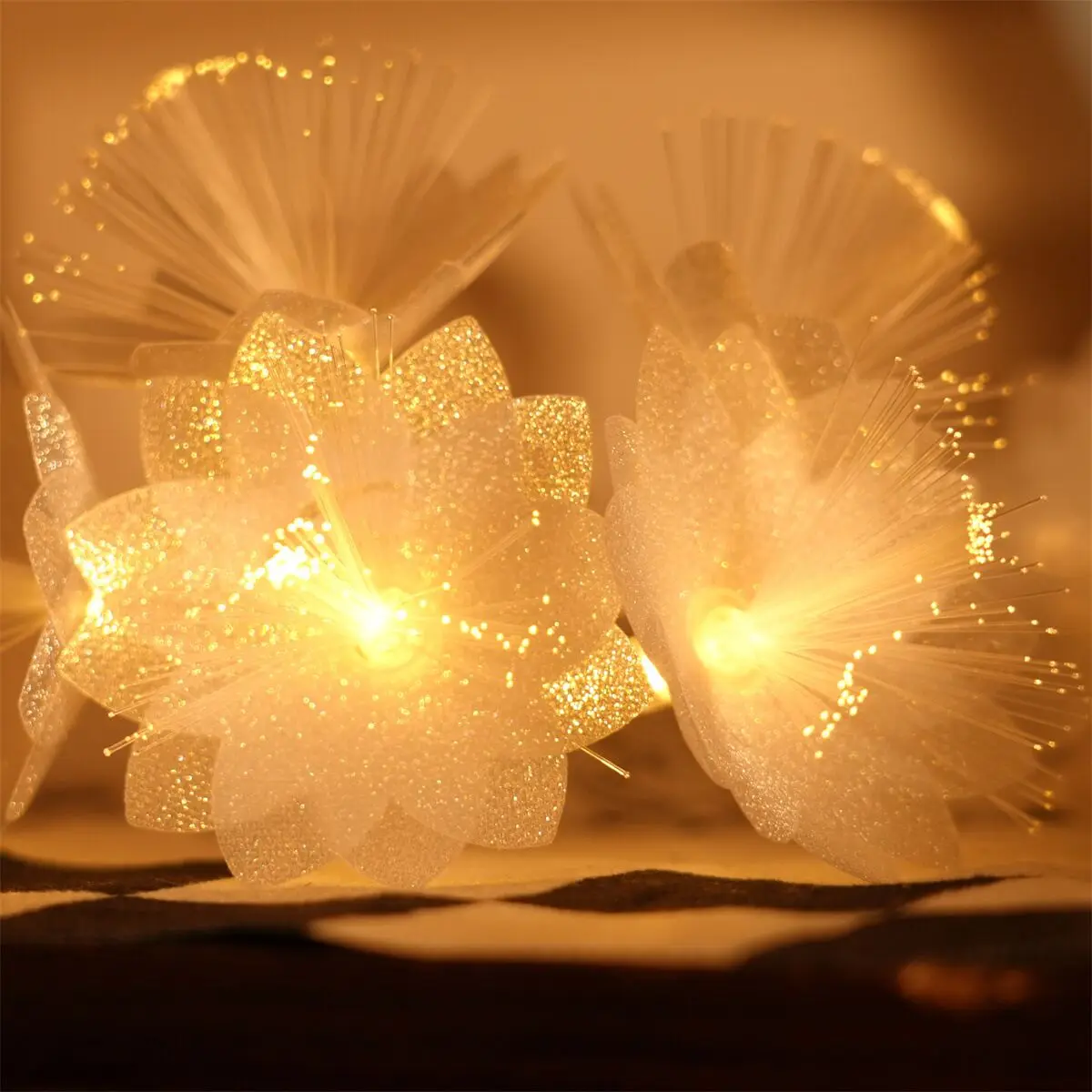 

Romantic Fiber Optic Rose String Lights, Waterproof & Battery Operated, Perfect for Bedroom, Patio, Christmas Parties, Wall and