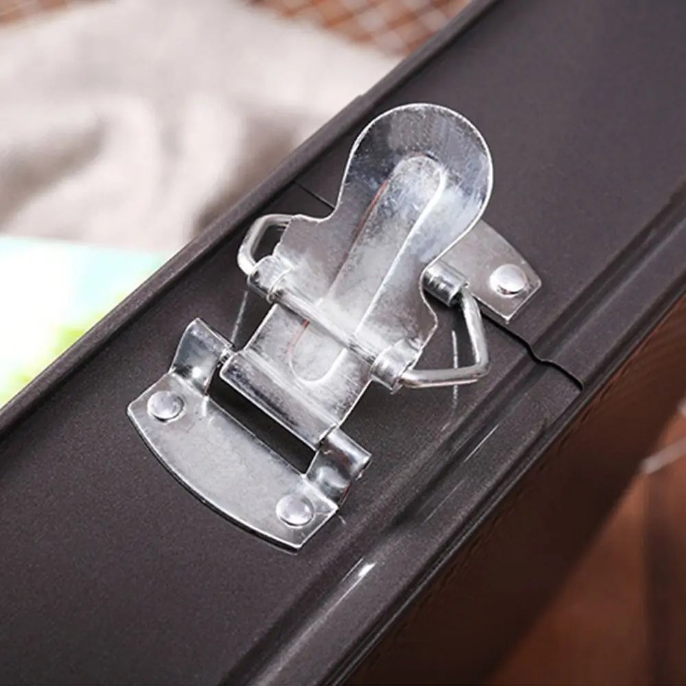 

1Pcs Carbon Steel Baking Mould Non-Stick Square Cake Baking Pan with Removable Bottom Leakproof Cake Mould