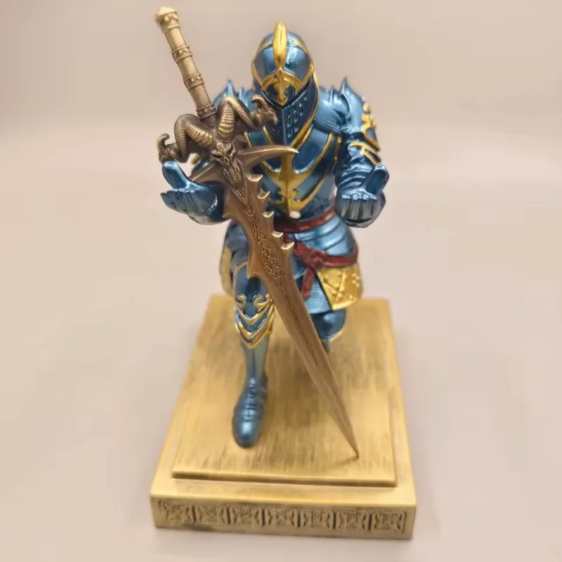 

Исполнительный директор Орнамент Свет Роскошный домашний креативный держатель для ручек Входной рыцарский держатель для ручек