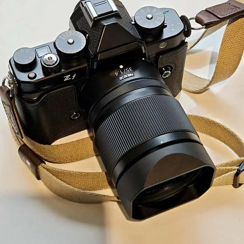 バヨネットメタルスクエアレンズフードには、ニコンNIKKOR Z50mm F1.8S