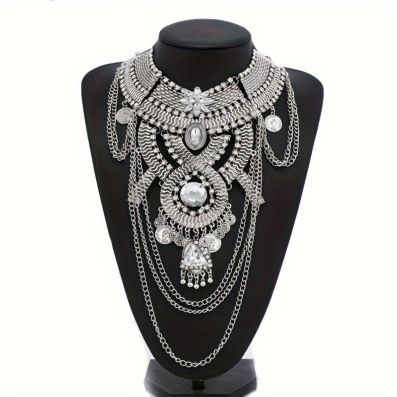 

Fashion retro engraved 8-character large exaggerated tassel multi-layer diamond-encrusted necklace women's casual party short co