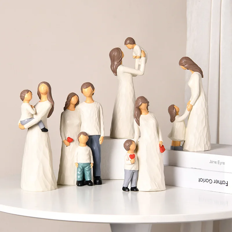 

Family statue desktop ornament, living room home decoration, craft, creative wedding and new marriage gift