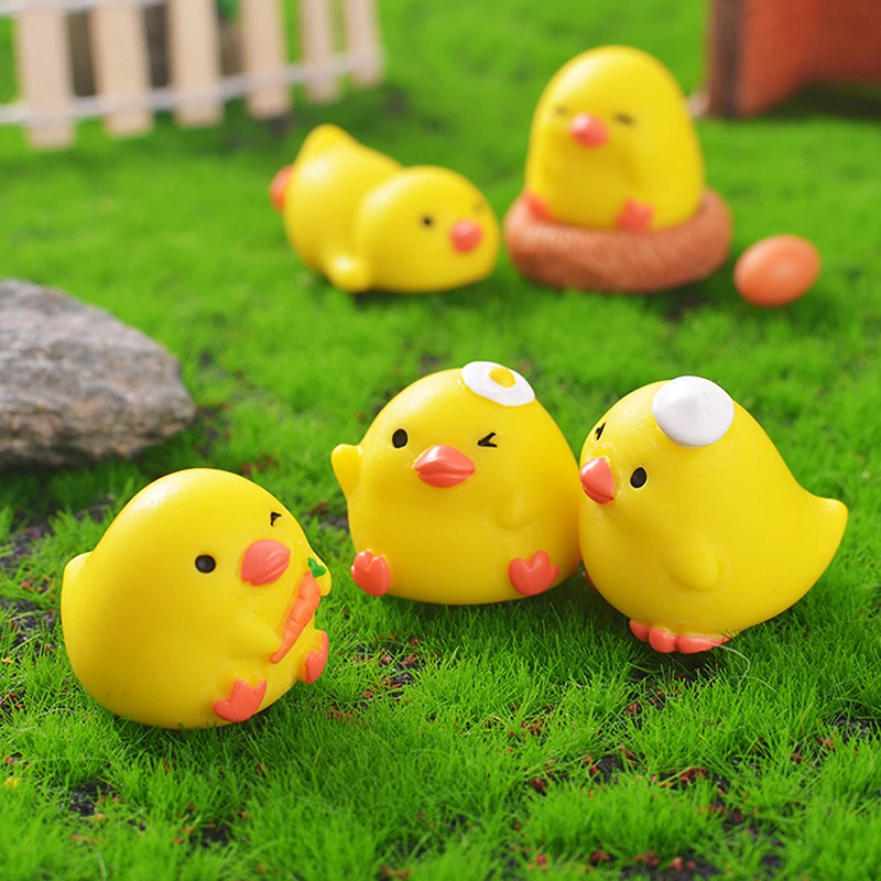 1 Pcs Adorable Cartoon Cute Chef Duckling Micro Landscape Desktop Ornaments Carrot Duck DIY Home Decor Crafts Small Accessories