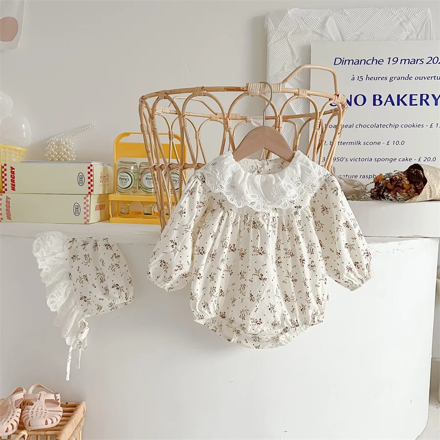 

Комбинезоны для новорожденных девочек, боди с рюшами и воротником для маленьких девочек, весенние детские комбинезоны с цветочным принтом для маленьких девочек, комбинезоны для маленьких девочек + шапка