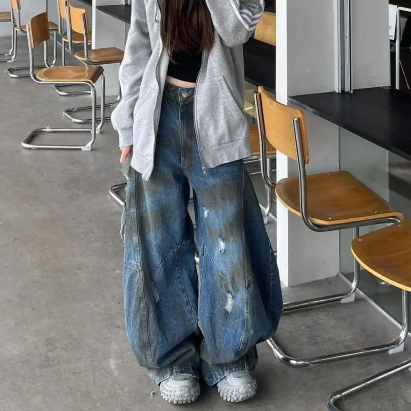 American retro washed high street heavy industry jeans women's autumn and winter new loose design straight wide-leg pants.