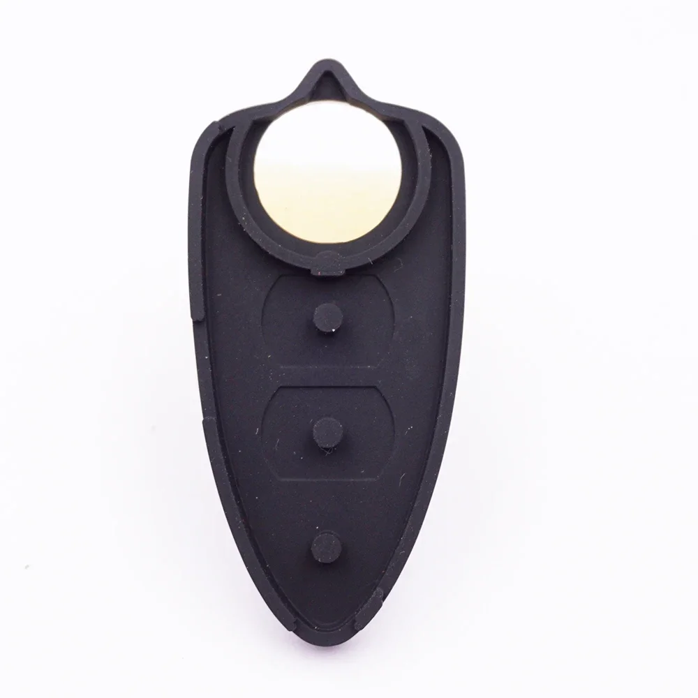 Cocolockey Rubber Car KeyPad for Alfa Romeo 156/159 /mito/giulietta/gt/4c 3Buttons Flip Folding Remote Key Shell Silicone Pad