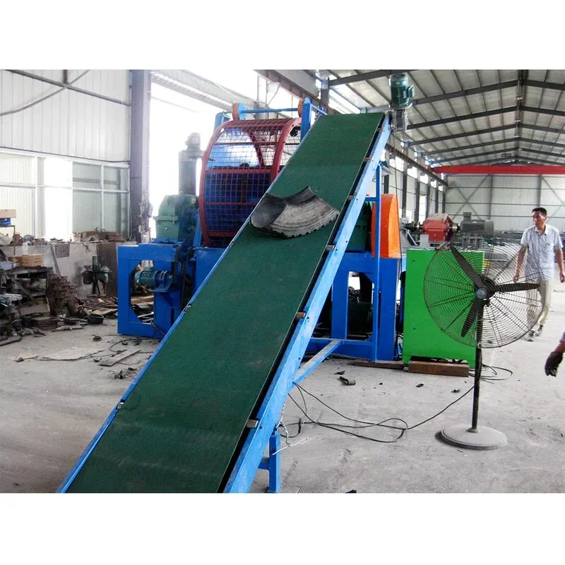 Full Automatic Customizable Waste Tire Shredding Recycling Machine / Tyre Shredder