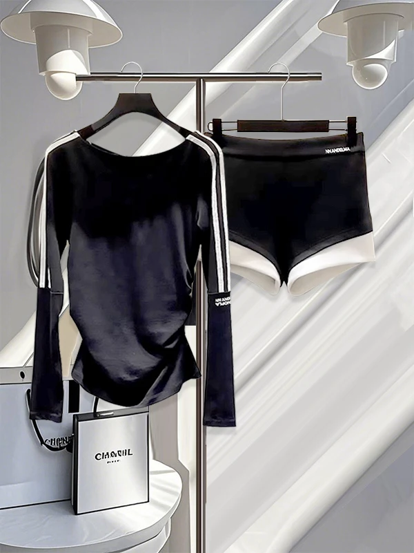 

Summer New Style Korean Lazy Fashion Black And White Striped Slim Fit Long Sleeve T-Shirt Shorts Two Piece Set Women's Clothing