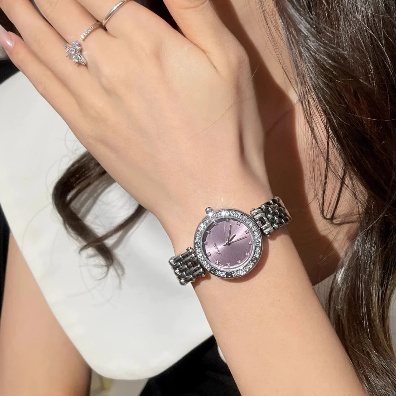 Classic Trend Ladies Watch Elegant and Simple 2025 Waterproof Quartz Watch Birthday Gift