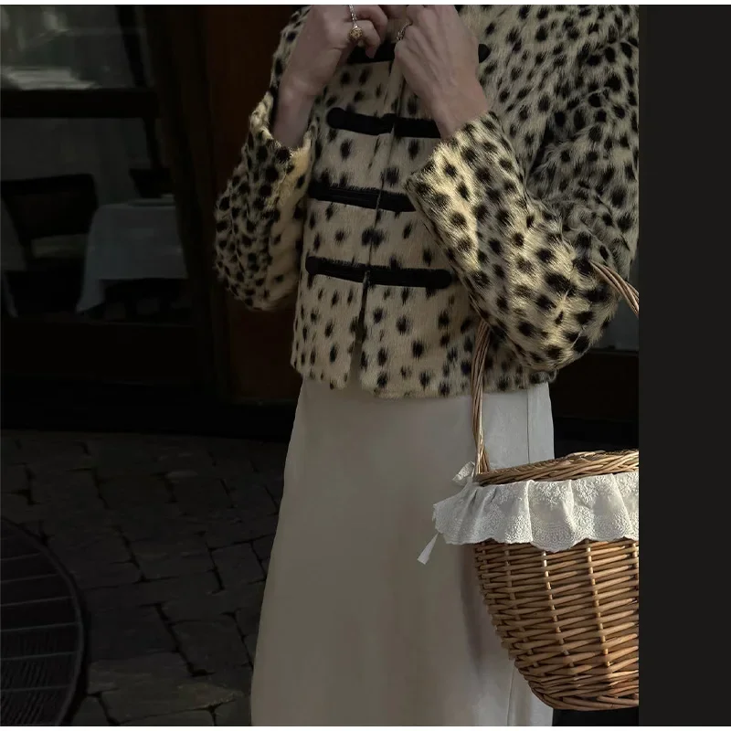 Damen Kurzjacken mit Leopardenmuster, Stehkragen, Froschknöpfen, Kunstpelzmäntel, Herbst, Damen, Langarm, Paneel-Design, Kurze Neue Oberbekleidung – Detail 1