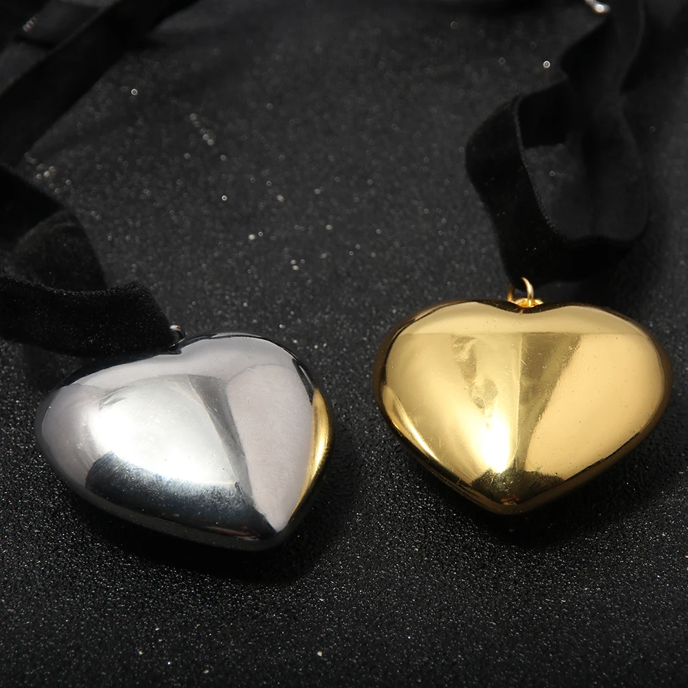 Women Large Puffed Heart String Choker Necklace Gothic Love Heart Pendant Layer Lace Rope Leather Chain Cool Y2K Party Jewelry