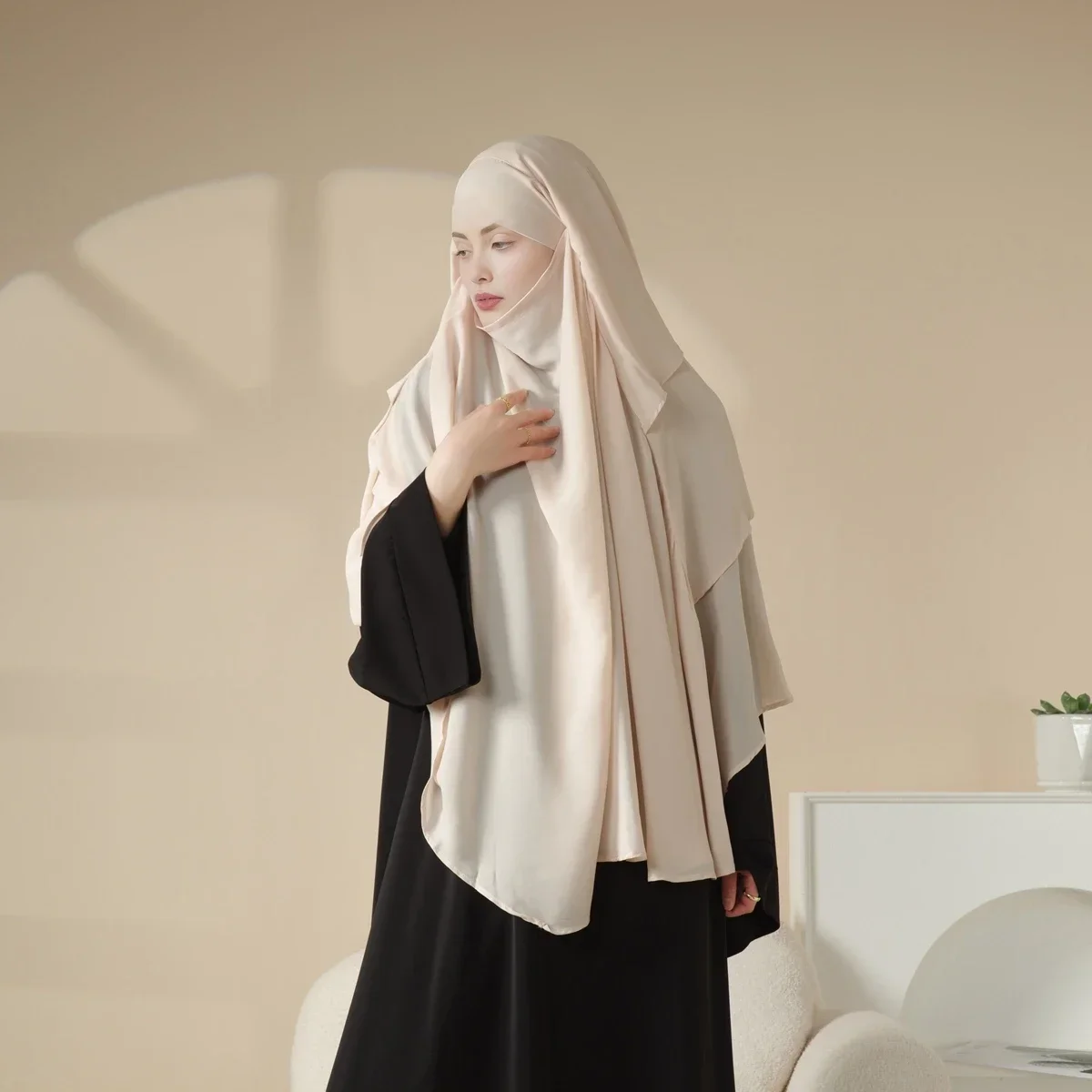 

Трехслойный химар для женщин, длинный мусульманский хиджаб, шарф для молитв на Ид и Рамадан, исламская одежда, головной убор, абайя, джеллаба