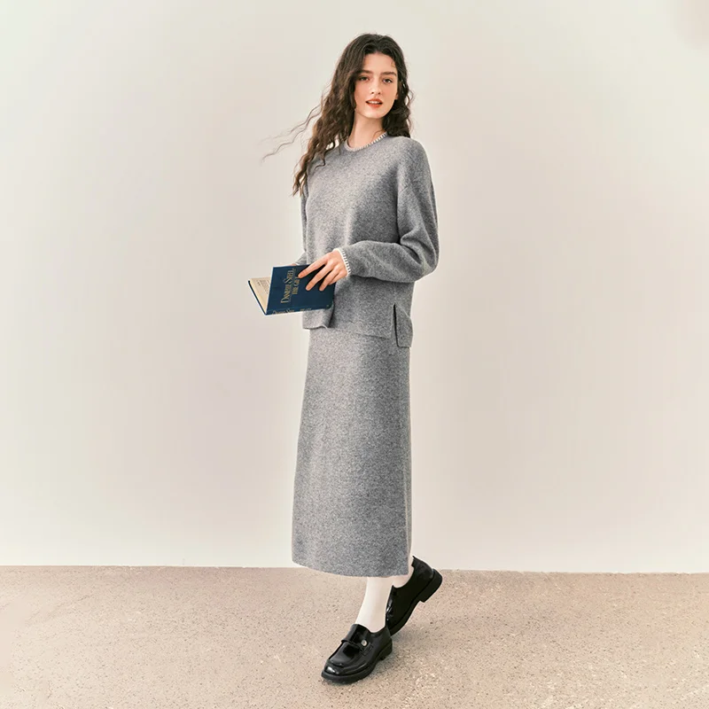 Women's Color Block Knit Two-Piece Set with Straight Skirt