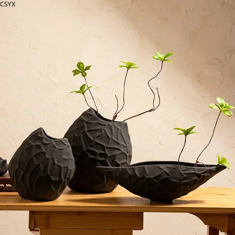 Black Relief Ceramic Floral Vase Porcelain Flower Pots Flower Arrangement Decorative Modern Decor Desk Decoration Crafts Vases