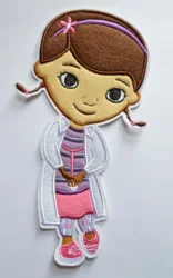 1x duży 6,9 cala ~ piękny Doc Doctor McStuffins medyczna biała sukienka żelazko na łacie (≈17.5*9.5 cm)