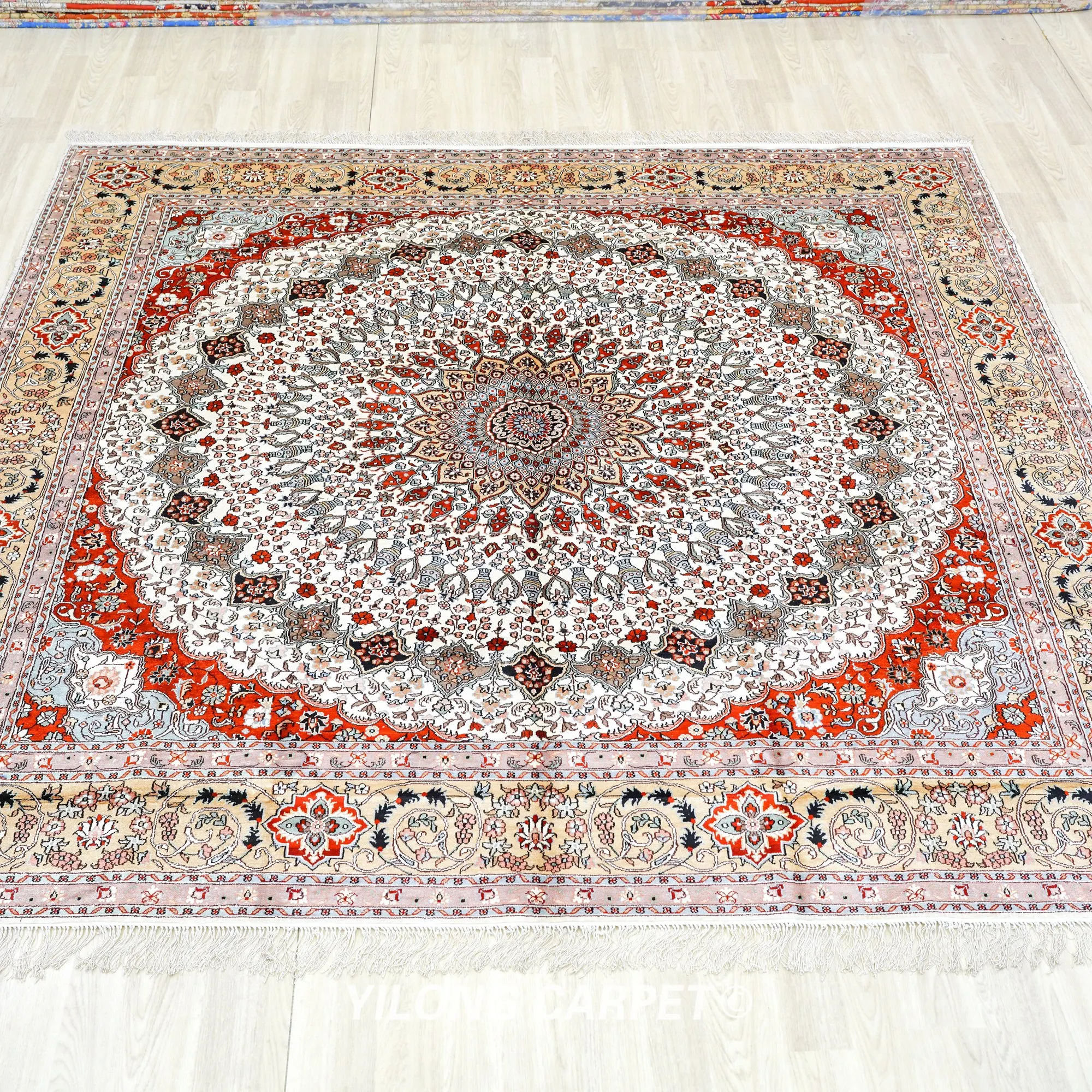 244x244cm Handmade Silk Persian Style Rug Exquisite Square Luxurious Carpet (SLF189B)