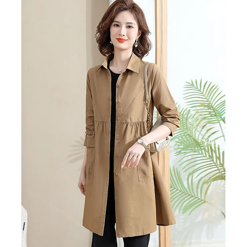 Moda risvolto tasche impiombate pieghe trench abbigliamento donna 2025 autunno nuovo pendolare allentato top cappotti tutto-fiammifero