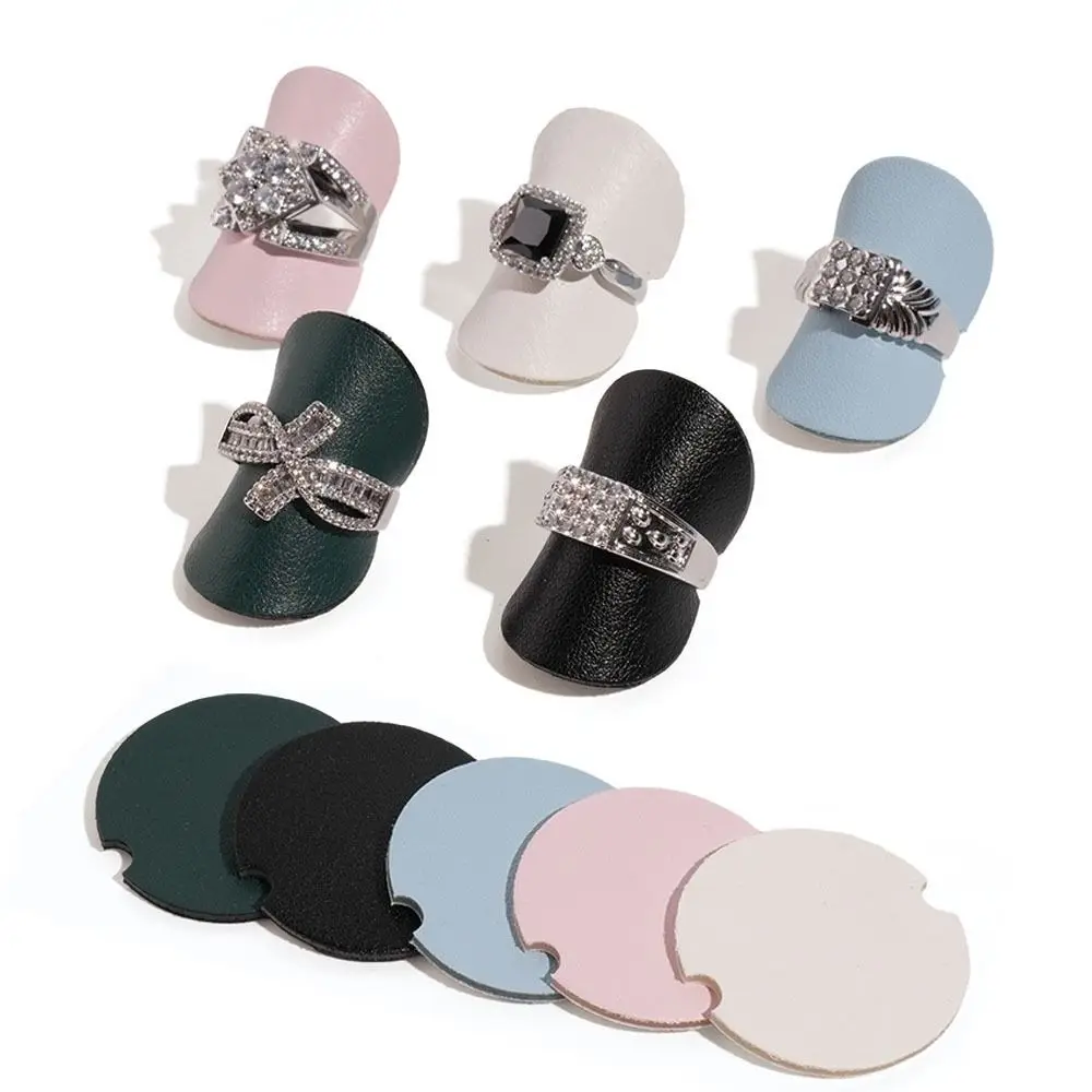 

5PCS Mini PU Rings Display Pads Round Multifunctional Earrings PU Card Holder Organizer Simple Round Ring Stand Outdoors