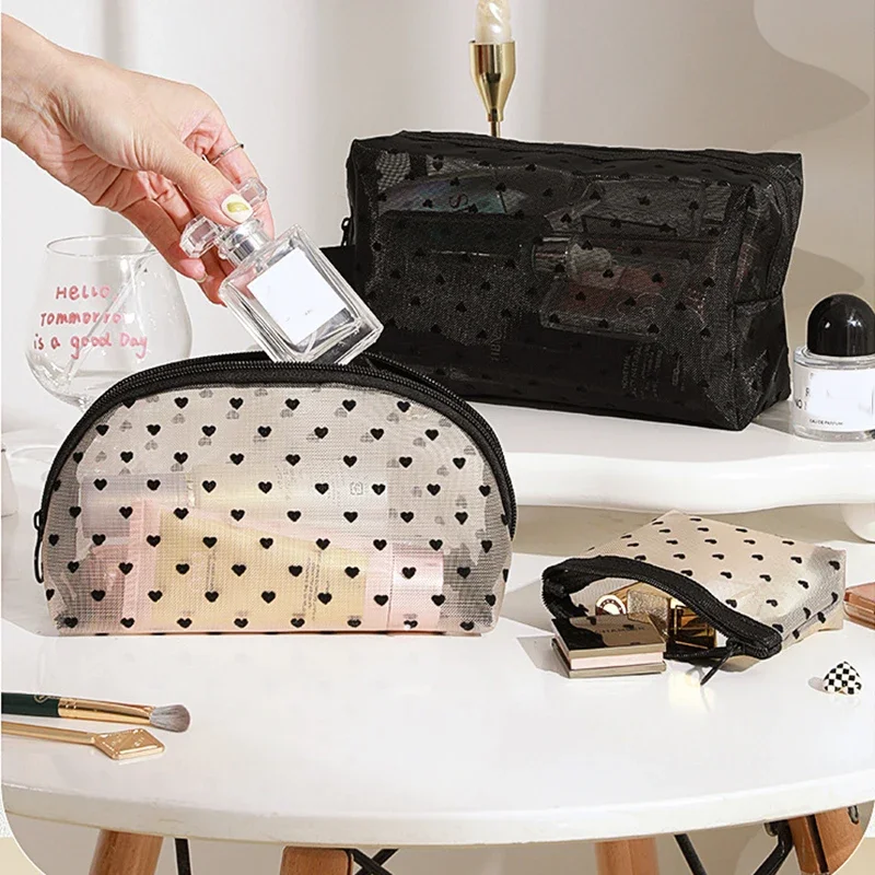 กระเป๋าแต่งหน้าตาข่าย 5 ชิ้น, กระเป๋าแต่งหน้ารูปหัวใจ, กระเป๋าเก็บของแบบถือ, กระเป๋าใส่อุปกรณ์อาบน้ำที่สะดวก