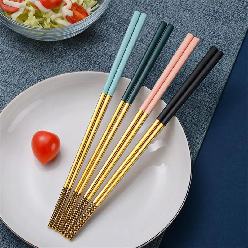 Stainless Steel Chopstick Lunch Tableware Travel Portable Chopsticks Folding Cover Storage Box Dinnerware Kitchen Accessories