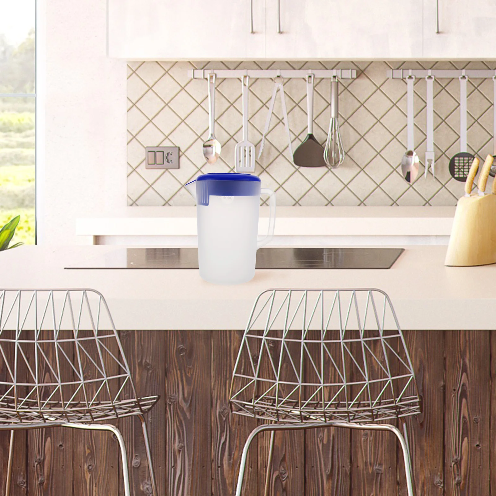 

Frosted Water Pitcher 5L Large Capacity Tea Coffee Jug Comfortable Handle Transparent Base Measured Marks Plastic Kitchen Bar