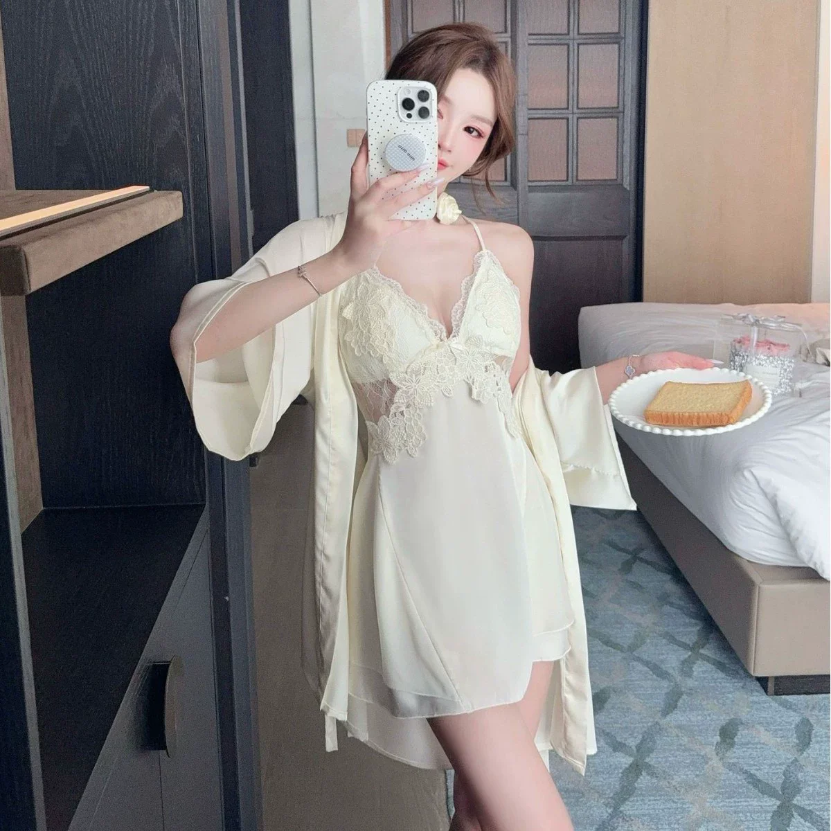 

Satin Robe Set Sexy Women Sleepwear Casual Intimate Lingerie Faux Silk Nightdress Kimono Bathrobe Gown V-Neck Nightwear