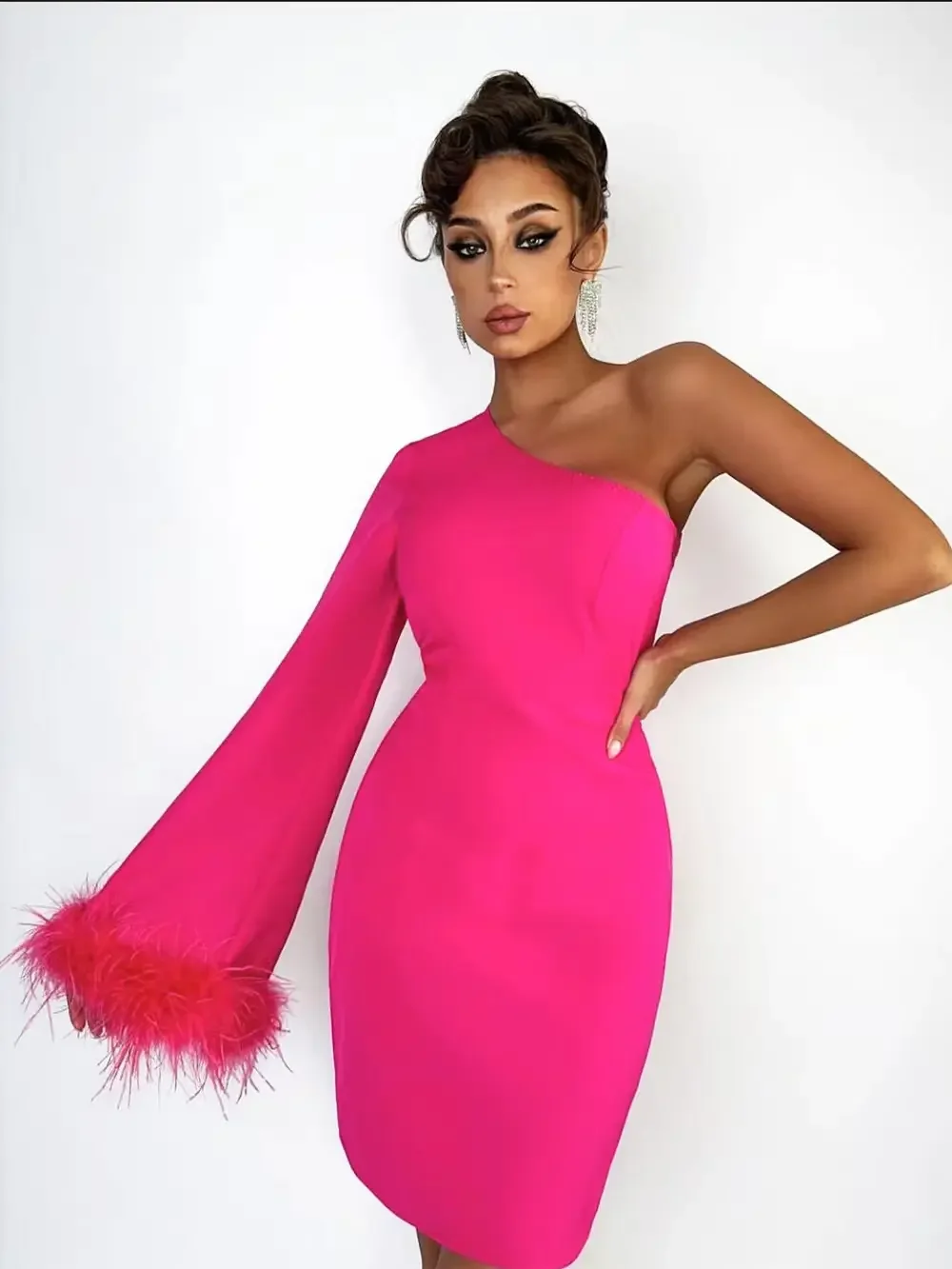 

Female Mini Bodycon One Shoulder Sleeve Feather Dress Elegant Party Wedding Birthday Club Dress Vestidos