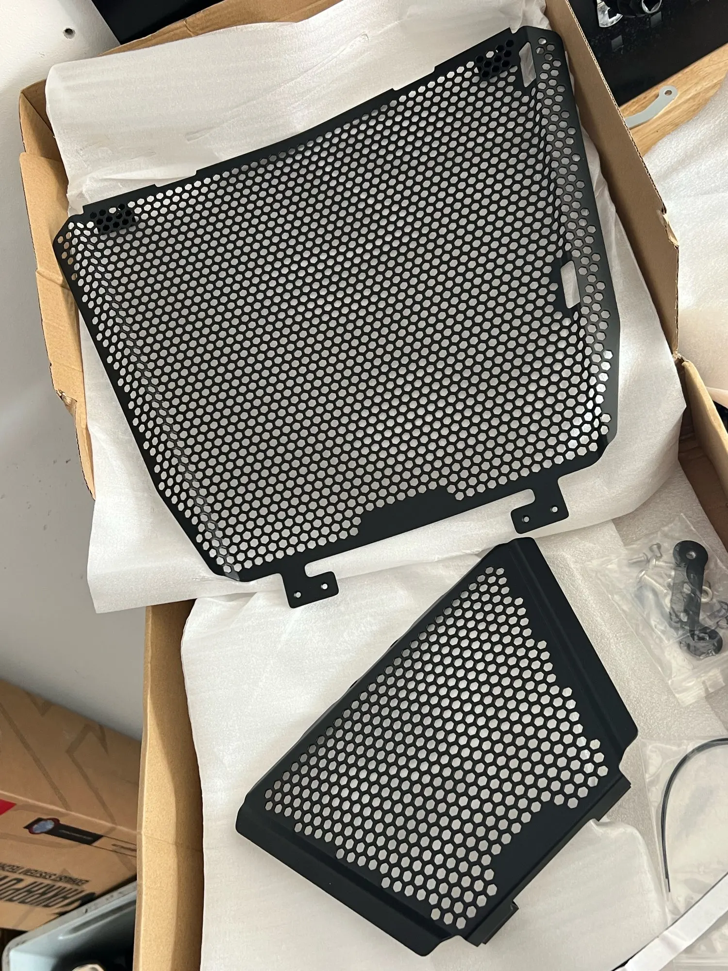 

For Aprilia RSV4 1000 APRC RF Tuono V4 1100 RR Factory 2015-2025 Motorcycle Radiator Grille Guard Cover Oil Cooler Protection