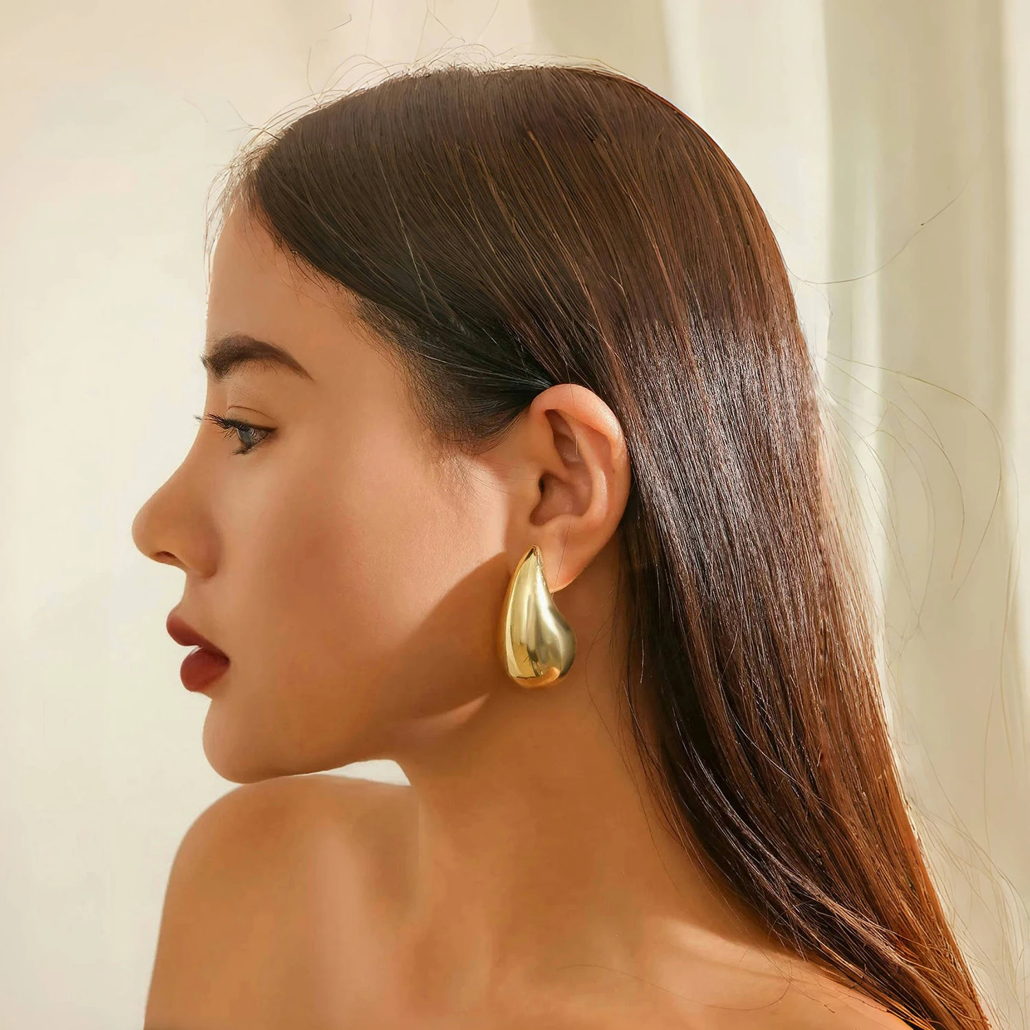 New Waterdrop Earrings for Women Lightweight Gold Plated Stainless Steel Hollow Drop Earring Jewelry