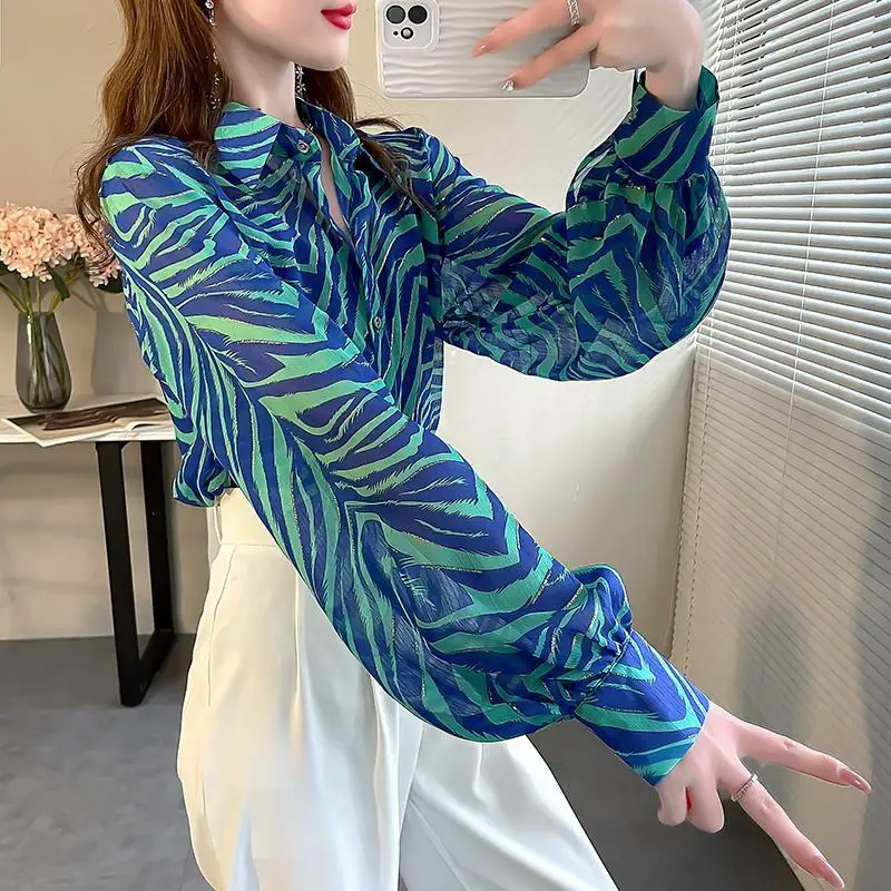 2023 Commute Korean Striped Blouse Vintage Contrasting Colors Spring Long Sleeve Female Clothing Single-breasted Polo-Neck Shirt