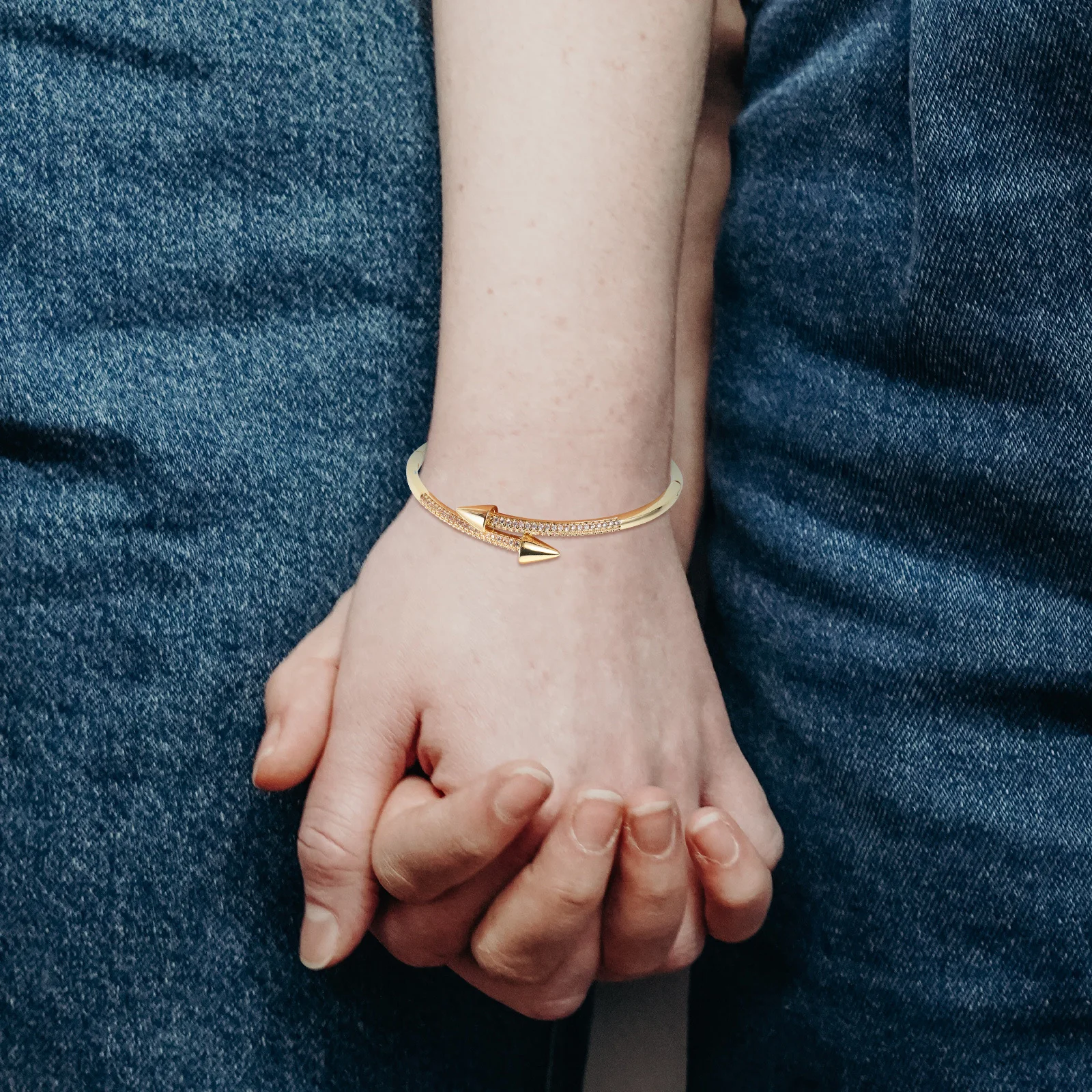 

Women Copper Zircon Open Bangle Bracelet Unique Sparkling Jewelry for Birthday Wedding Bride Accessories Stylish Fashionable