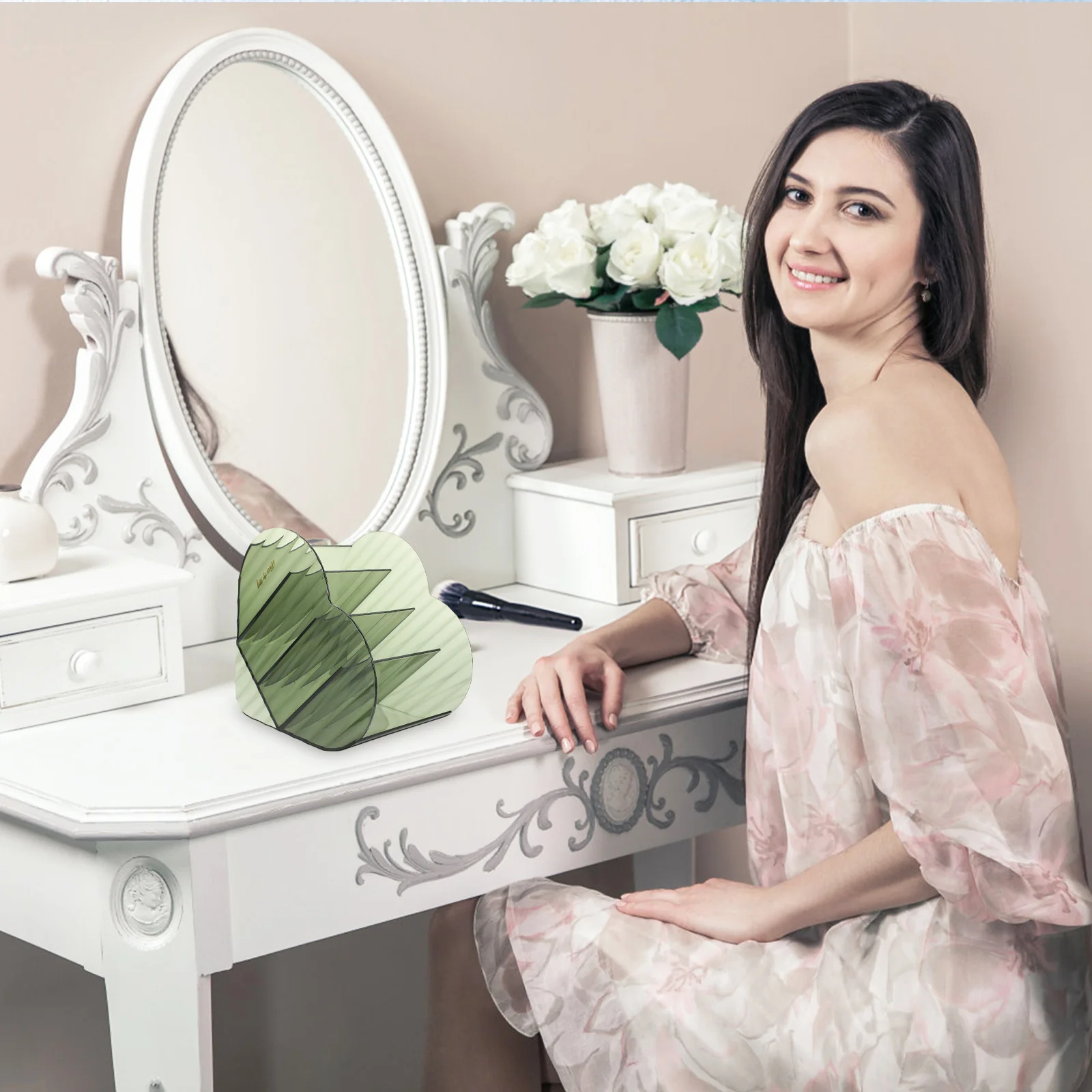 

Heart Shape Plastic Office Pen Holder Makeup Brush Storage Container Desktop Pencil Organizer Stationery Box Large Capacity Desk